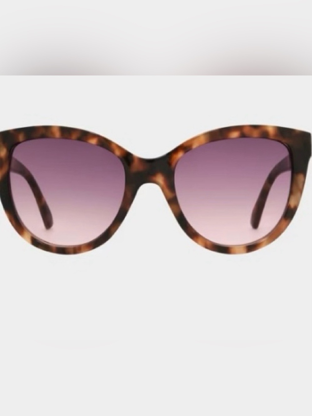 Universal Thread Women's Oversized Plastic Cateye Sunglasses w/ Gradient Lenses
